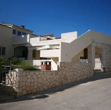 Huljic 3* Hvar Town