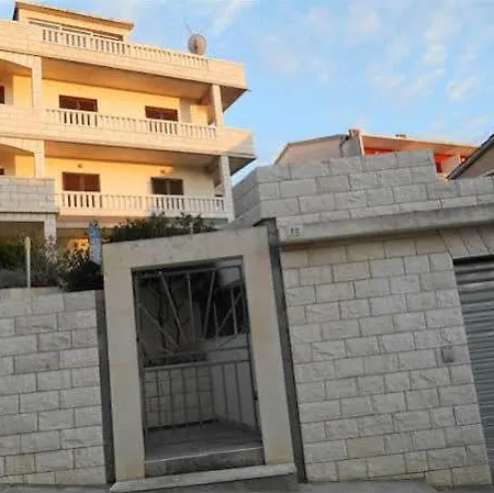 Huljic Vendégház 3*