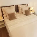 Huljic 3* Hvar Town