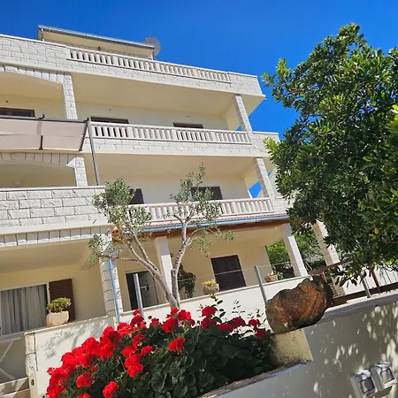 Gostinjska kuća Huljic 3*