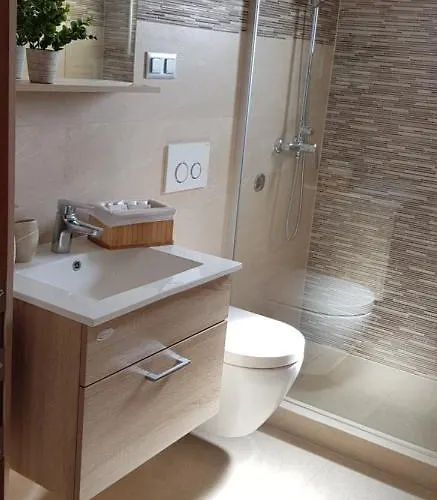 Guest house Huljic 3*