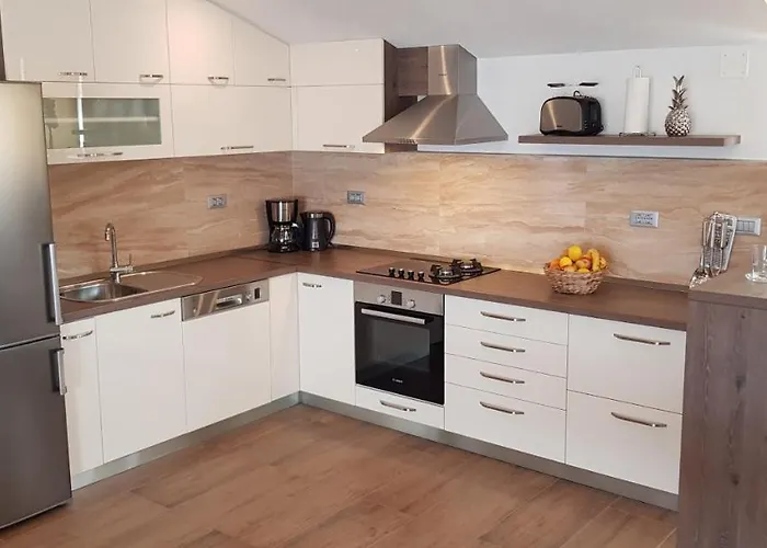 Huljic Pensionat Hvar Town