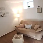 Huljic Πανσιόν 3*