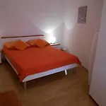 Πανσιόν Huljic 3*