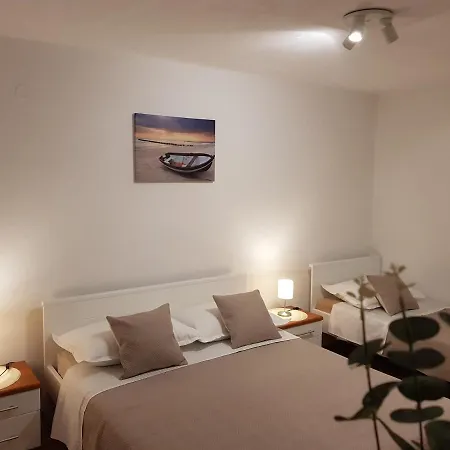 בית הארחה Huljic