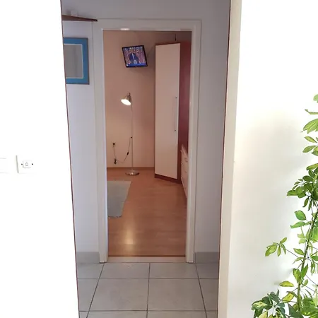 בית הארחה Huljic חוואר